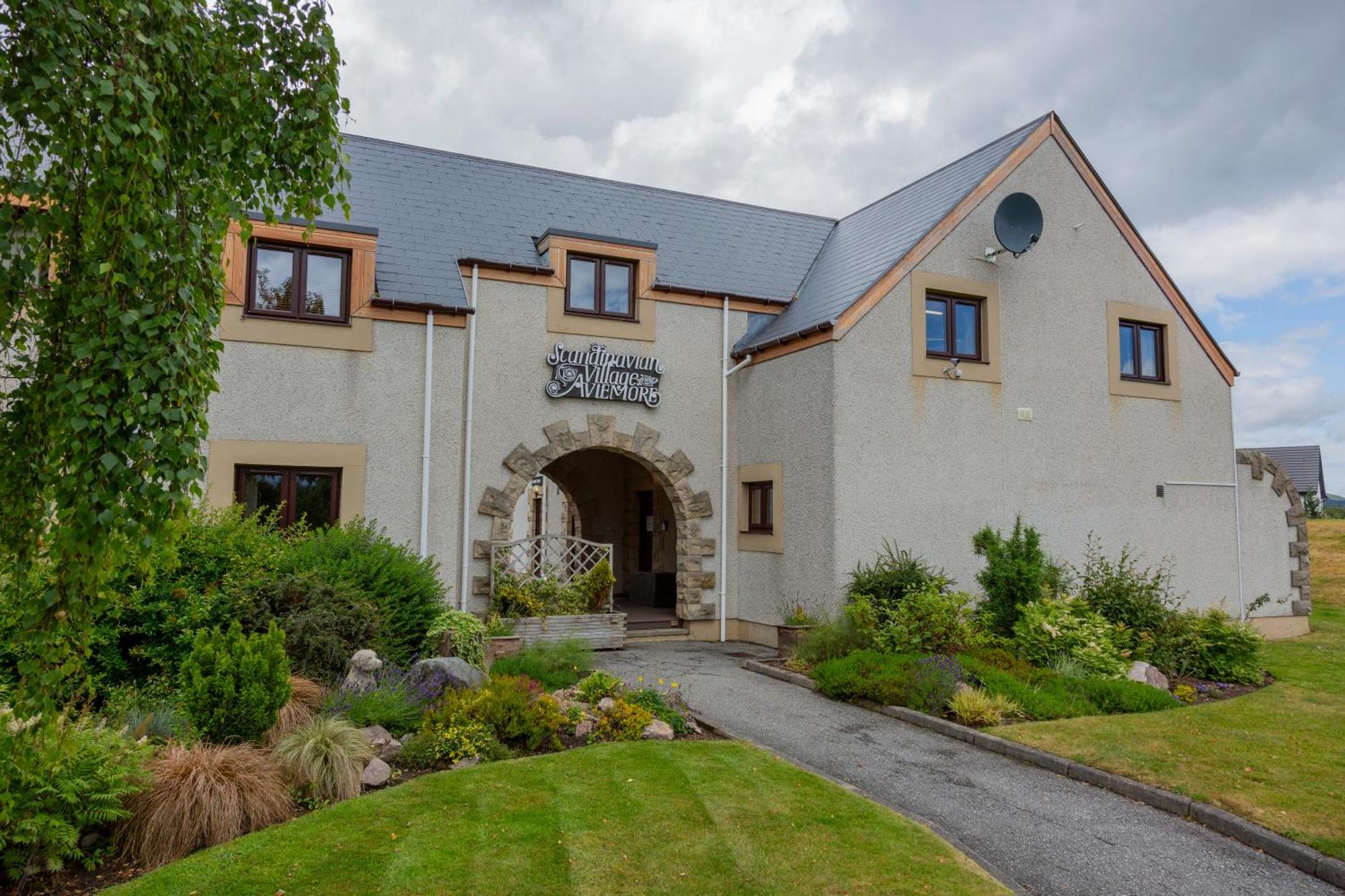 Scandinavian Village Ltd Aviemore Buitenkant foto